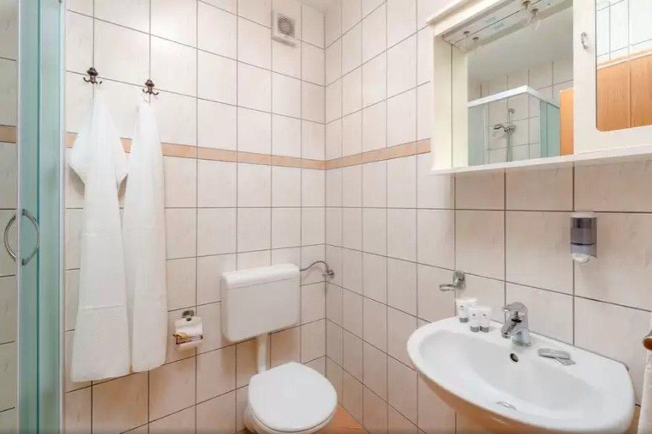 Gada Hotel Baška Voda Buitenkant foto